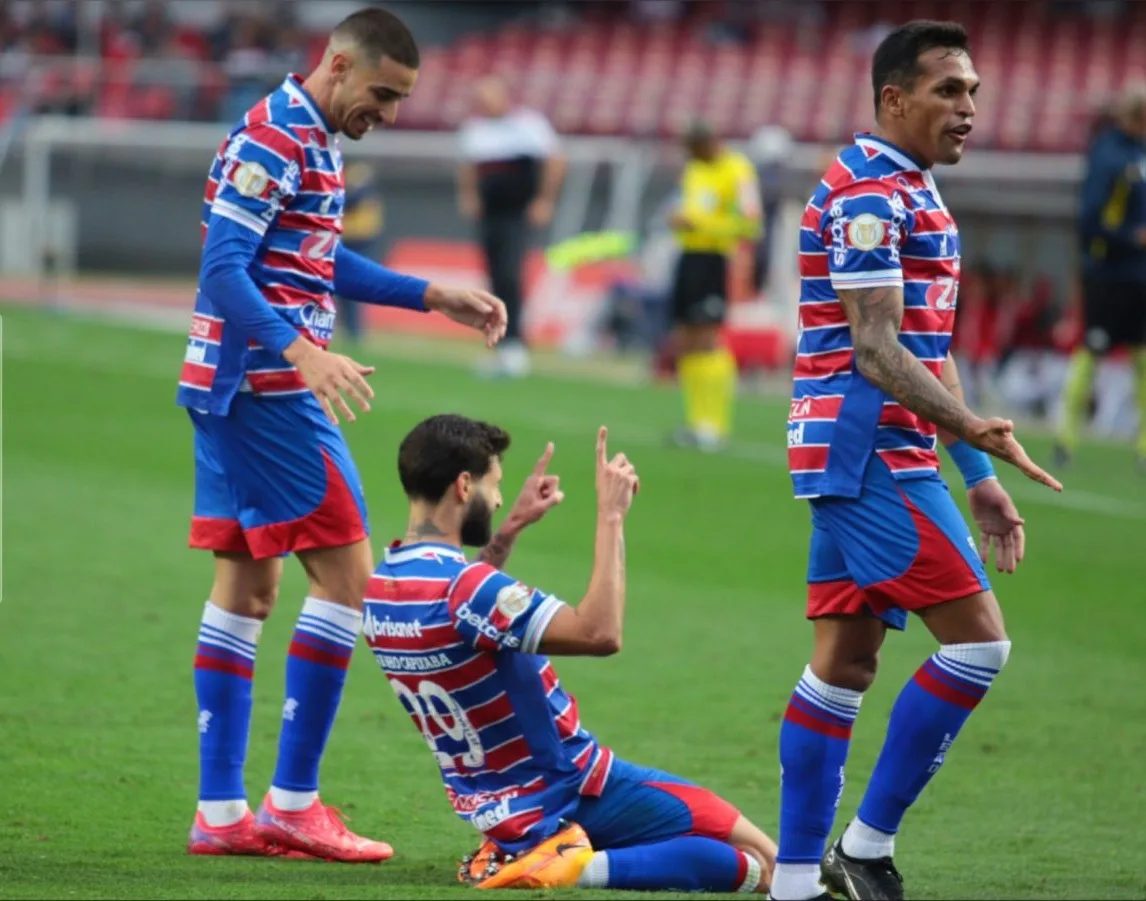 Assista ao jogo Fortaleza x Botafogo no domingo (4) no Brasileirão