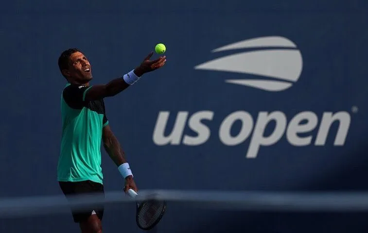 Cearense Thiago Monteiro perde para russo e é eliminado do US Open