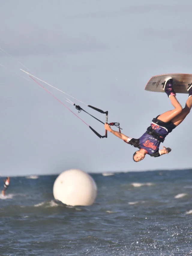 Campeonato Brasileiro de Kitesurf começa domingo (13) na praia do Cumbuco, em Caucaia
