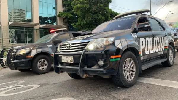 Dupla é capturada em posse de armas e munições no município de São Benedito