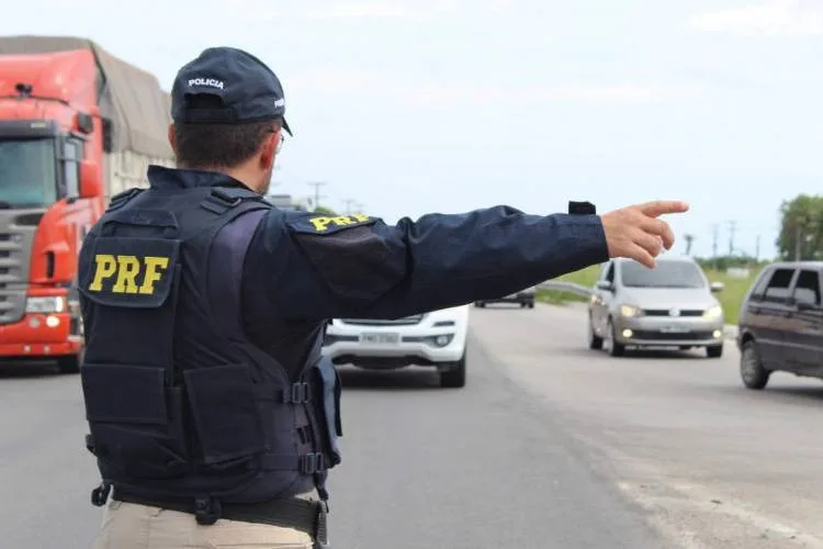 Polícia Rodoviária Federal registra 24 acidentes durante Operação Proclamação da República no Ceará