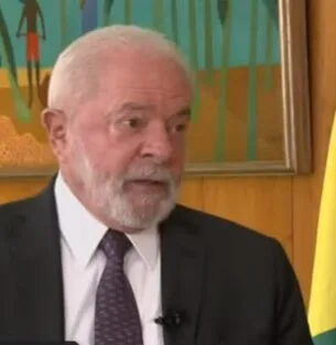 Lula afirma que Governo terá controle da Petrobras a partir de abril