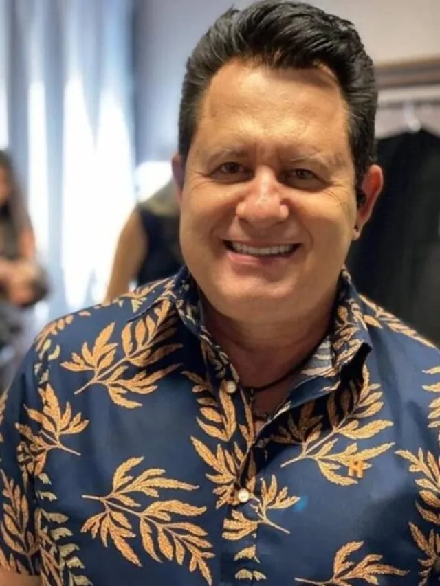 Marrone cai do palco durante show em Goiânia
