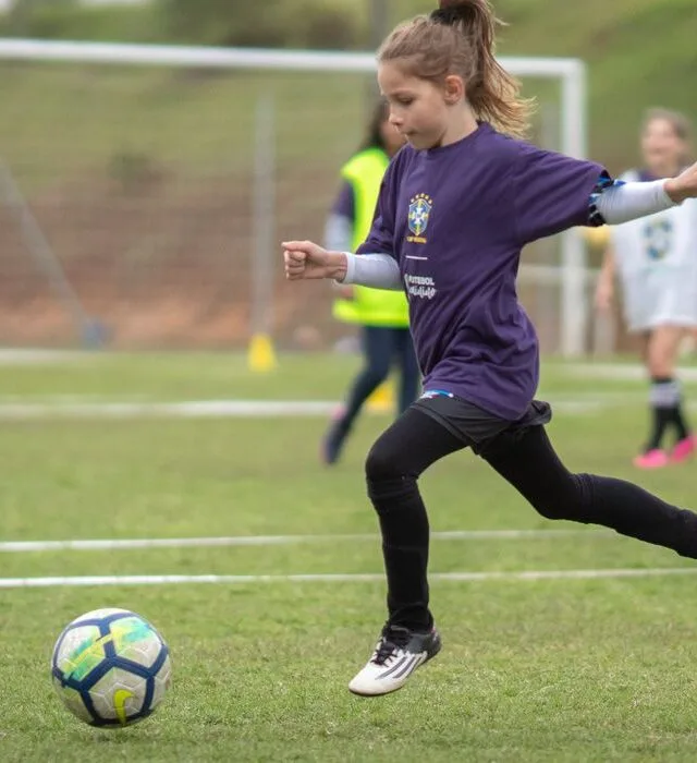 Programas do Governo Federal e da CBF fortalecem o futebol feminino