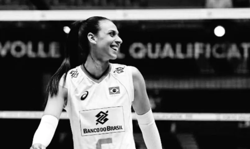 Paula Borgo, ex-seleção brasileira de vôlei, morre aos 29 anos