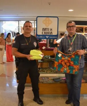 Quiosque Solidário em Fortaleza expõe artesanato produzido por internos do sistema prisional cearense