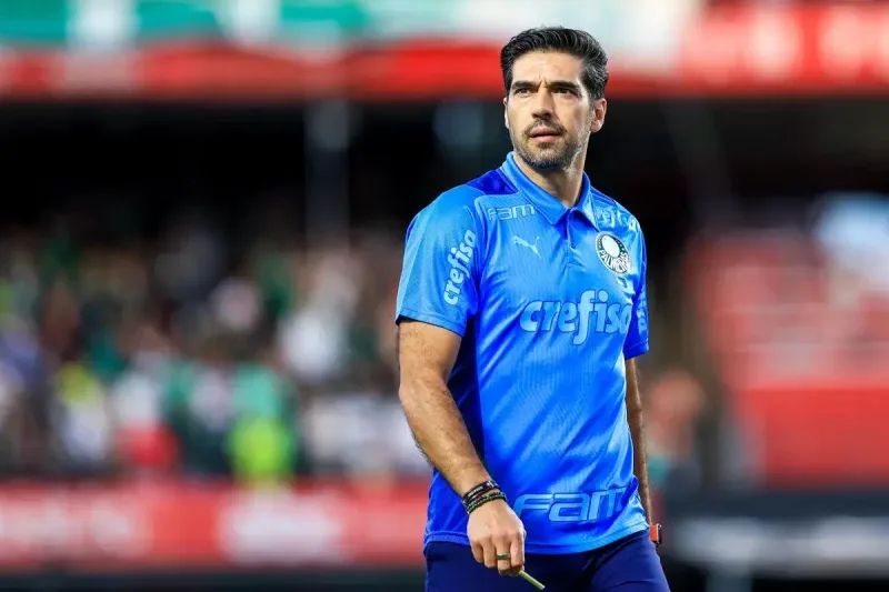 Abel Ferreira vê Carlos Miguel como 3ª opção no Palmeiras: 'Quem chega tem que mostrar'