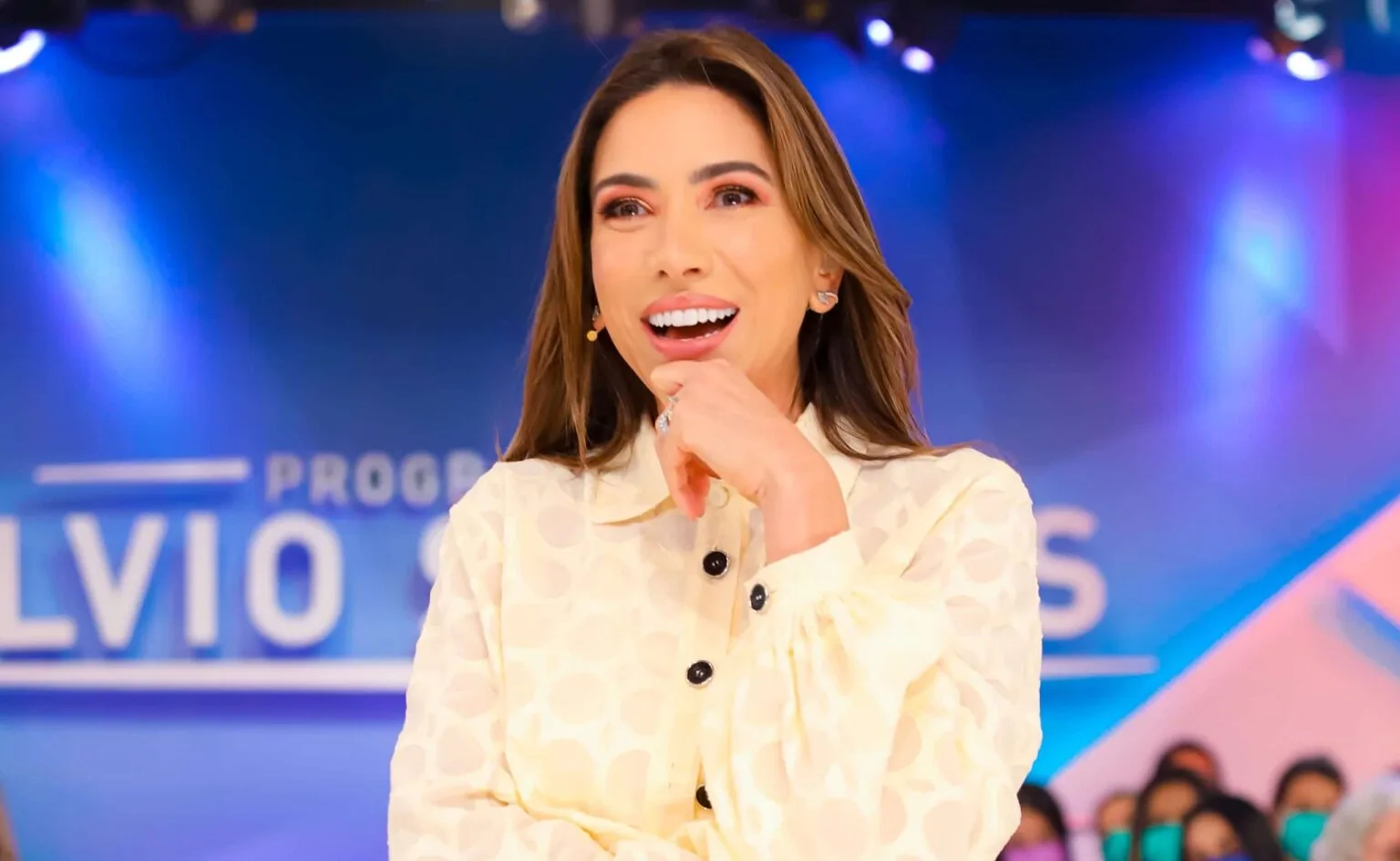 Diretor do SBT flagrado tendo relações sexuais estava usando o camarim de Patrícia Abravanel