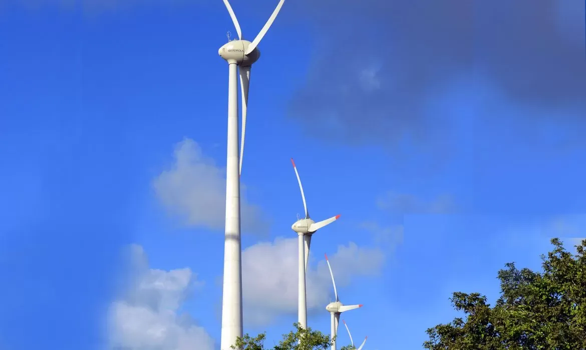 China aumenta investimentos em energia limpa na América Latina