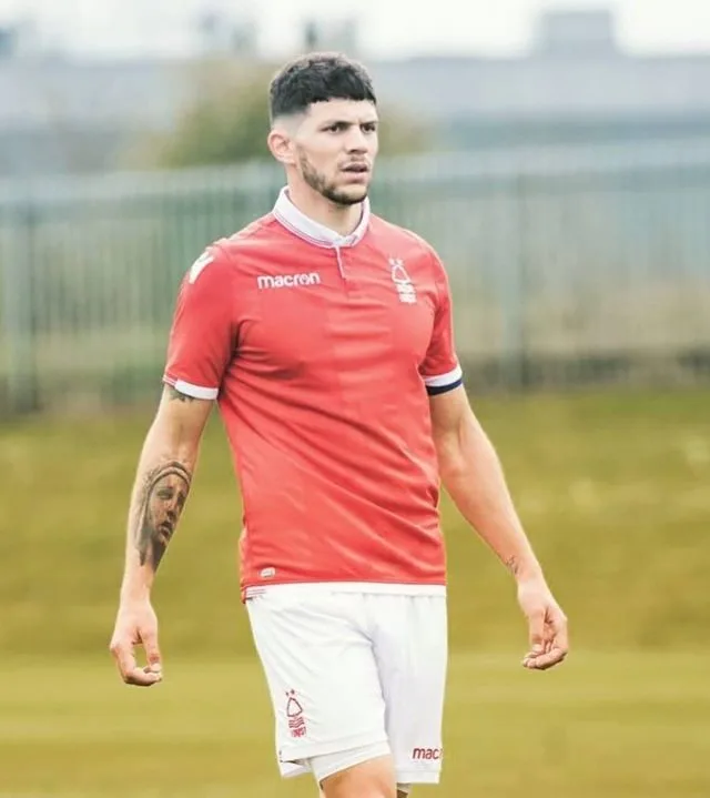 Fortaleza anuncia a contratação do zagueiro português Tobias Figueiredo