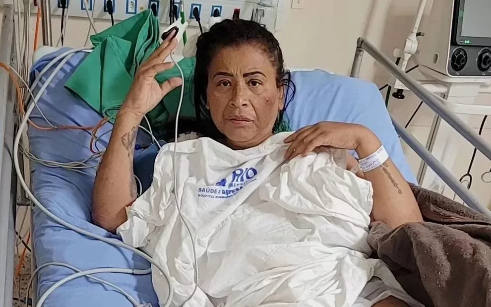 MC Katia morre após trombose e amputação de perna