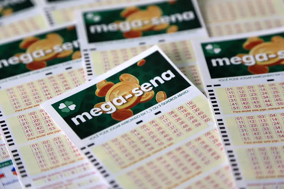 Mega-Sena acumula, cearense acerta quina e leva prêmio de R$ 66 mil