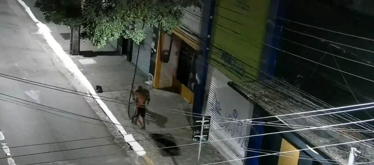 Polícia captura dupla e recupera cabos furtados no Centro de Fortaleza