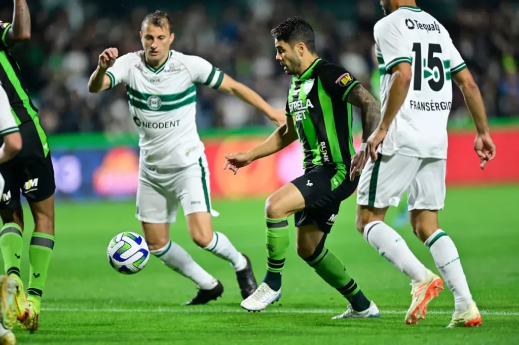 América-MG x Coritiba: assista ao vivo hoje, quarta-feira (08/10)
