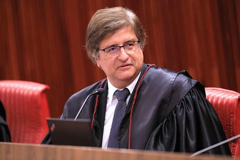 ‘Organização criminosa documentou seu projeto’, diz Gonet ao pedir Bolsonaro no banco dos réus