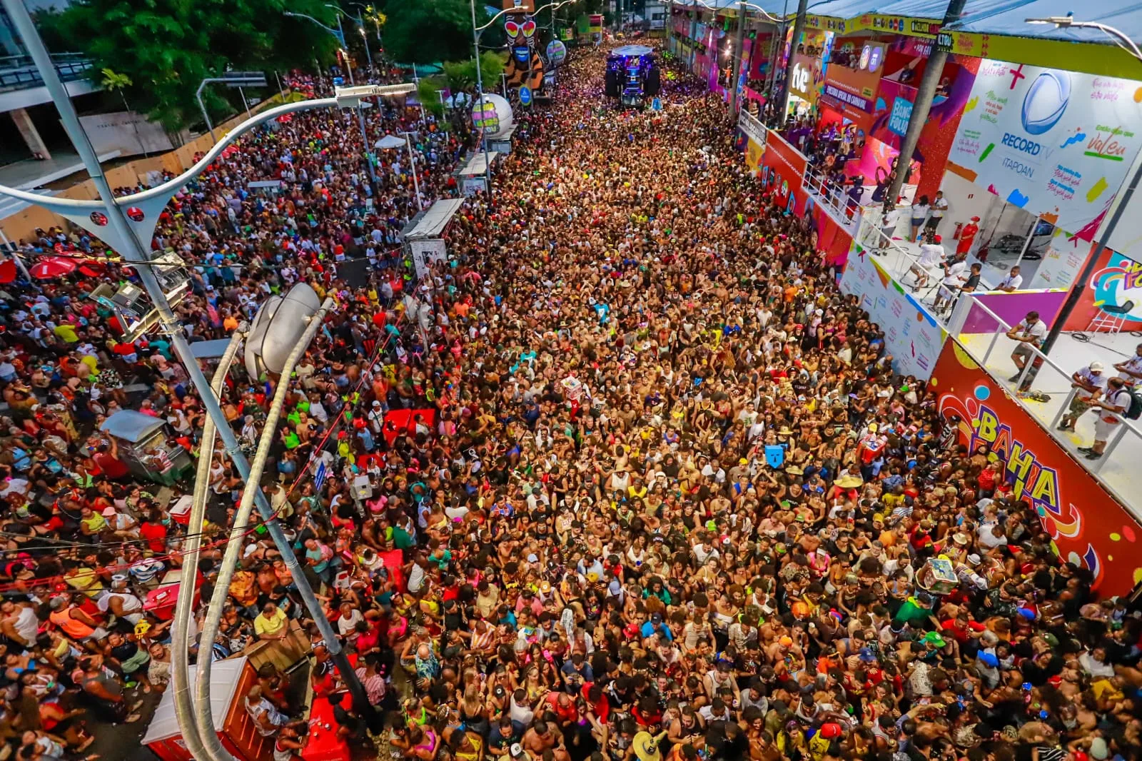 Quando começa o Carnaval de 2025 em Salvador?