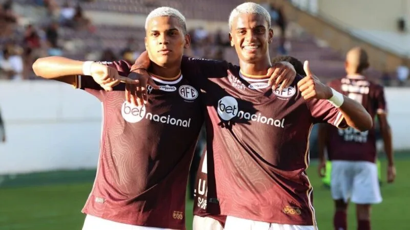 Ferroviária x São Paulo: assista ao vivo ao jogo de hoje (09/01)