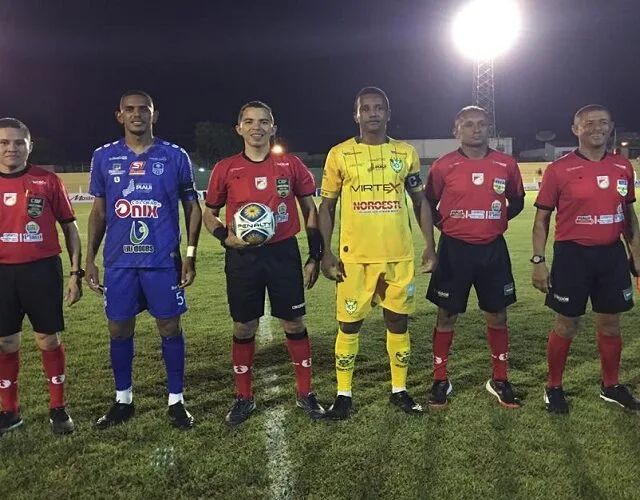 4 de Julho x Picos: assista ao vivo ao jogo de hoje (07/02)