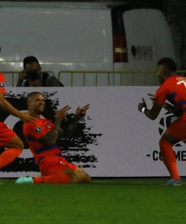 Puerto Cabello x Nacional-URU: assista ao vivo ao jogo de hoje (21/02)