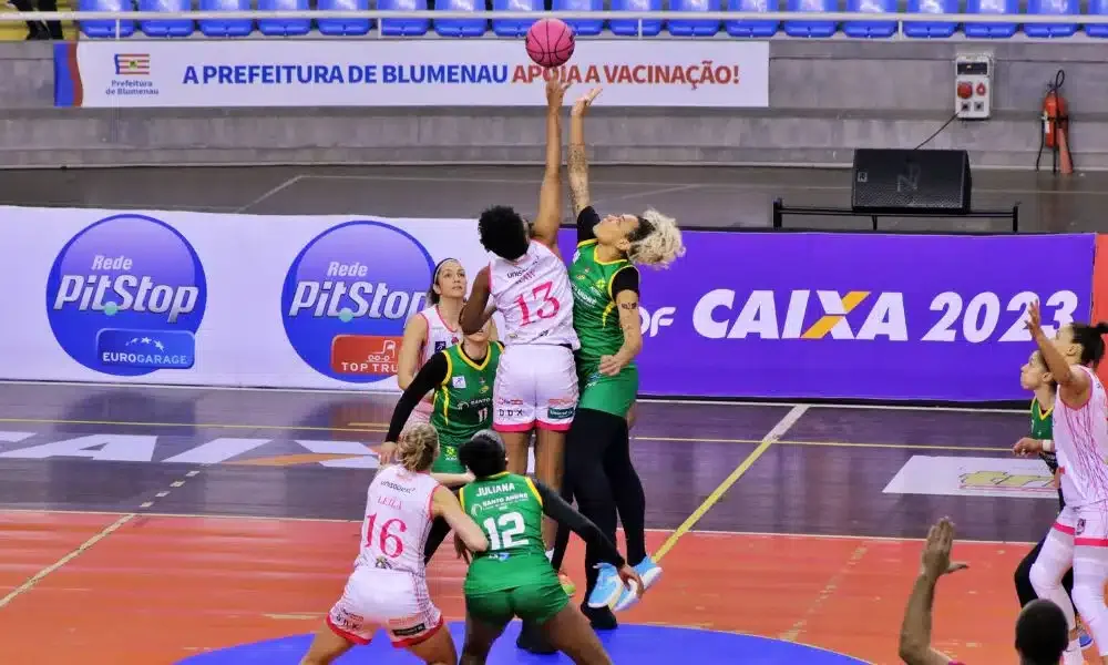 Blumenau x Santo André: assista ao vivo ao jogo de hoje (04/05)