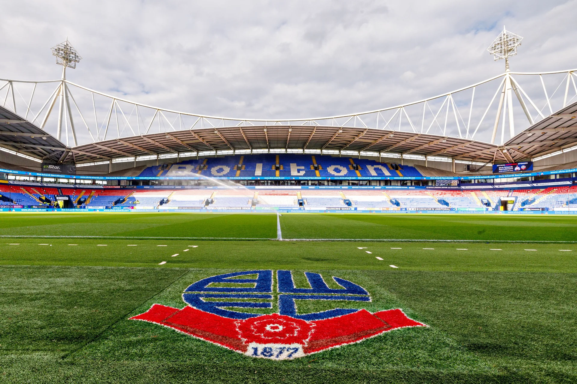 Bolton x Barnsley: assista ao vivo ao jogo de hoje (07/05)