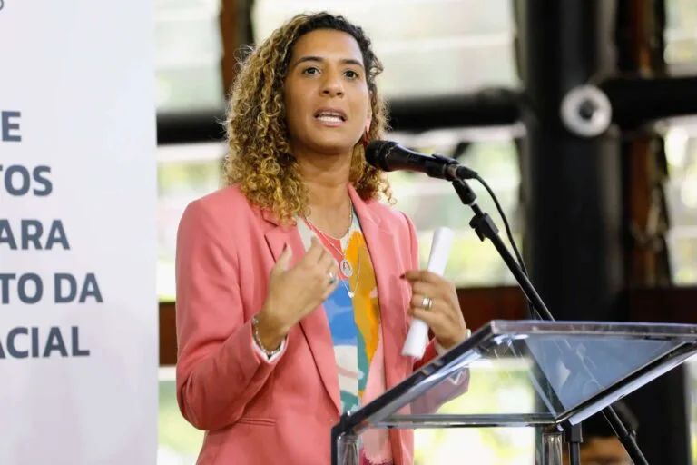 Anielle Franco emite nota sobre acusação de assédio contra Silvio Almeida