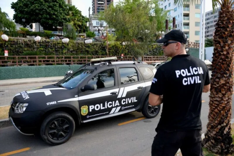 Elmano de Freitas empossa 428 policiais civis para reforçar segurança pública no Ceará