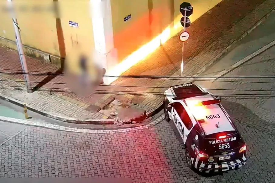 Homem é preso em flagrante por furto de fios no Centro de Fortaleza; veja vídeo
