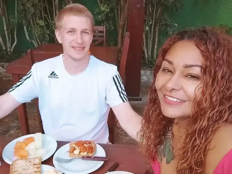 Casal de turistas baleado em pousada já tinha visitado Cumbuco no ano passado