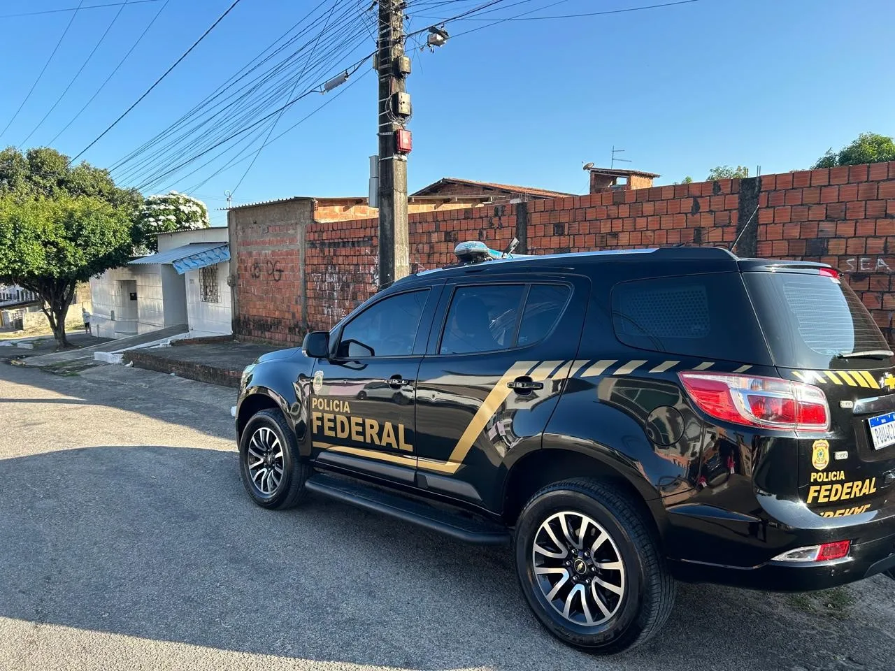 Dois suspeitos de práticas criminosas são presos em Fortaleza e Paracuru