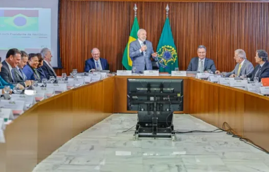 PAC é para governo trabalhar em conjunto, sem cada ministro ter uma política própria, diz Lula