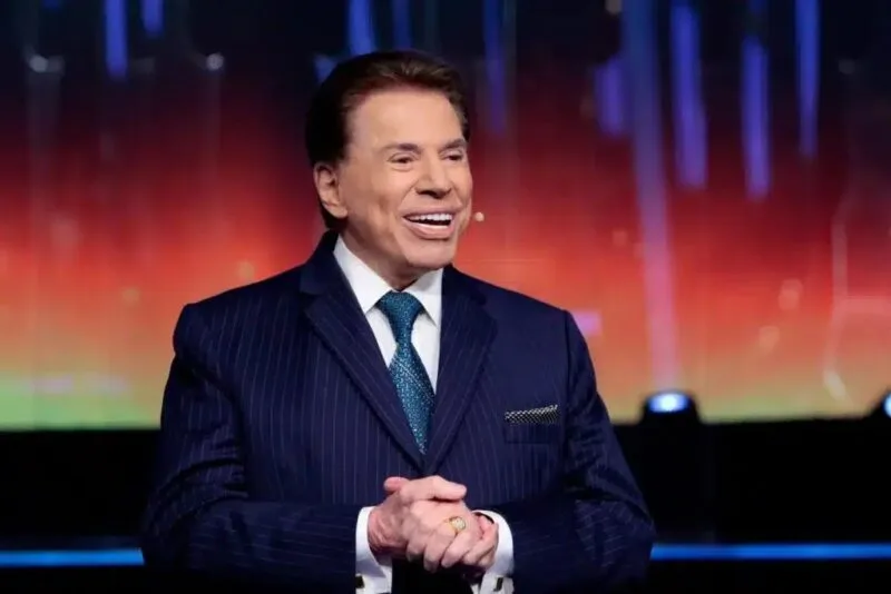 Silvio Santos volta a ser internado em São Paulo
