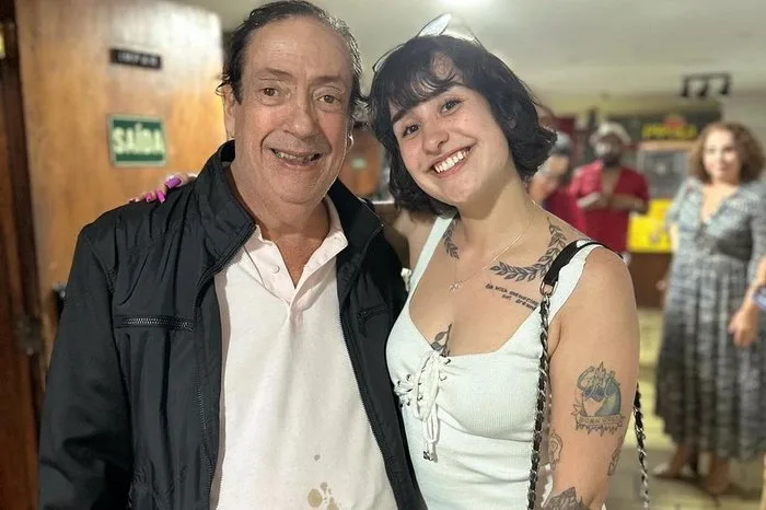 Influenciadora conhecida como 'Filha do Beiçola' salva Marcos Oliveira de despejo