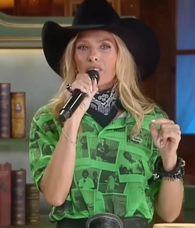 Adriane Galisteu substitui Rodrigo Faro no "Hora do Faro"; entenda