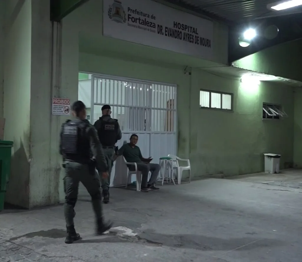 Grupo armado abre fogo em rua do bairro Planalto Pici, em Fortaleza, e homem é baleado