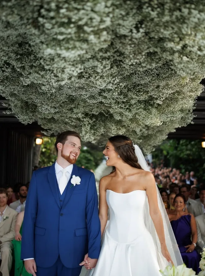 "Até a morte de seu pai", noivo inglês da filha de César Filho erra votos de casamento