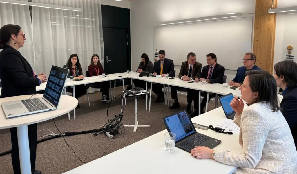 Fortaleza firma parcerias com entidades suecas para projetos de sustentabilidade