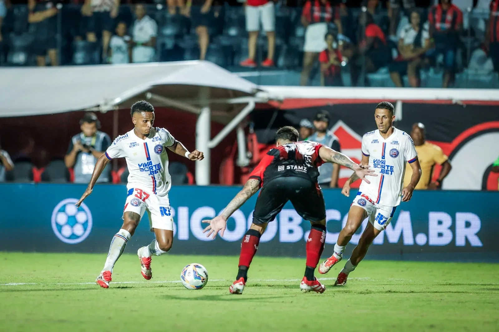 Bahia x Ceará: onde assistir ao vivo hoje (26/03)