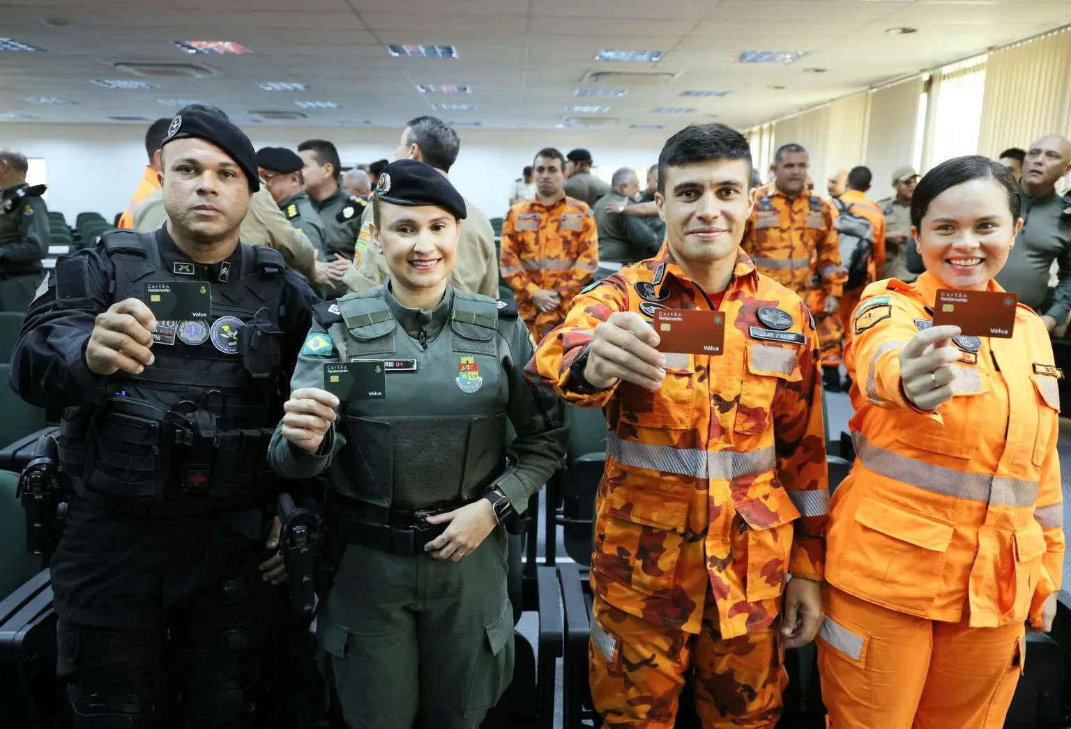 Cartão Fardamento é lançado no Ceará e beneficia mais de 23 mil militares
