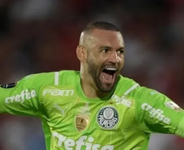 Weverton busca recorde e confia em título do Palmeiras na casa do Corinthians: 'Decisão aberta'