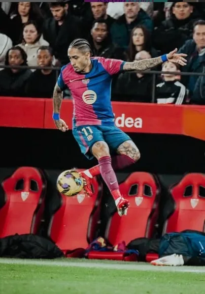 Bola de Ouro à vista? Raphinha lidera participações em gols no futebol europeu