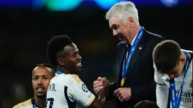 Jogadores brasileiros já brilharam e chegaram ao topo do mundo nas mãos de Carlo Ancelotti