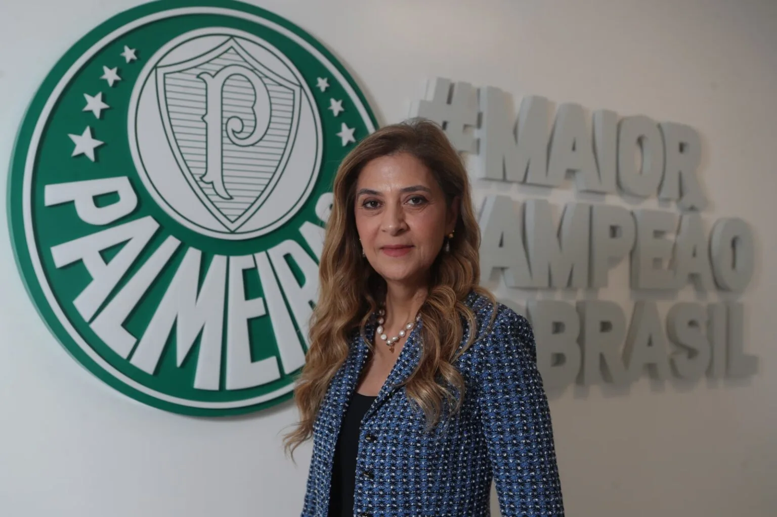 Leila justifica apoio a Samir Xaud na CBF: ‘Melhores propostas para o futebol brasileiro’