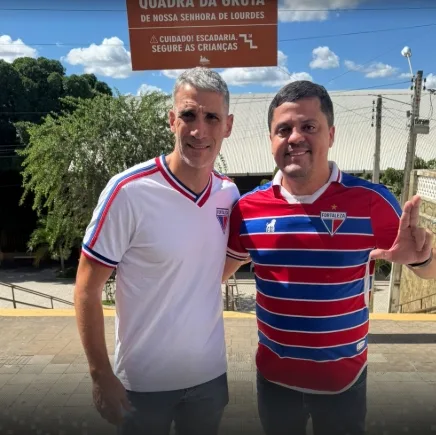 Vojvoda visita Canindé durante folga e reforça laços com fé antes de duelo decisivo contra o Bahia