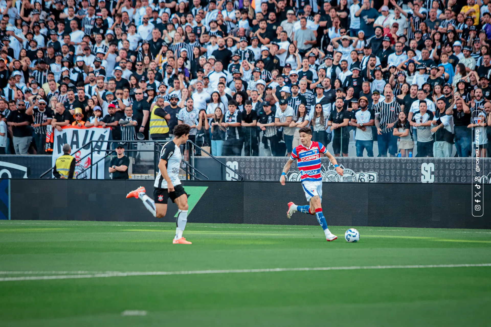Fortaleza fica no empate com o Corinthians e segue na zona de rebaixamento do Brasileirão