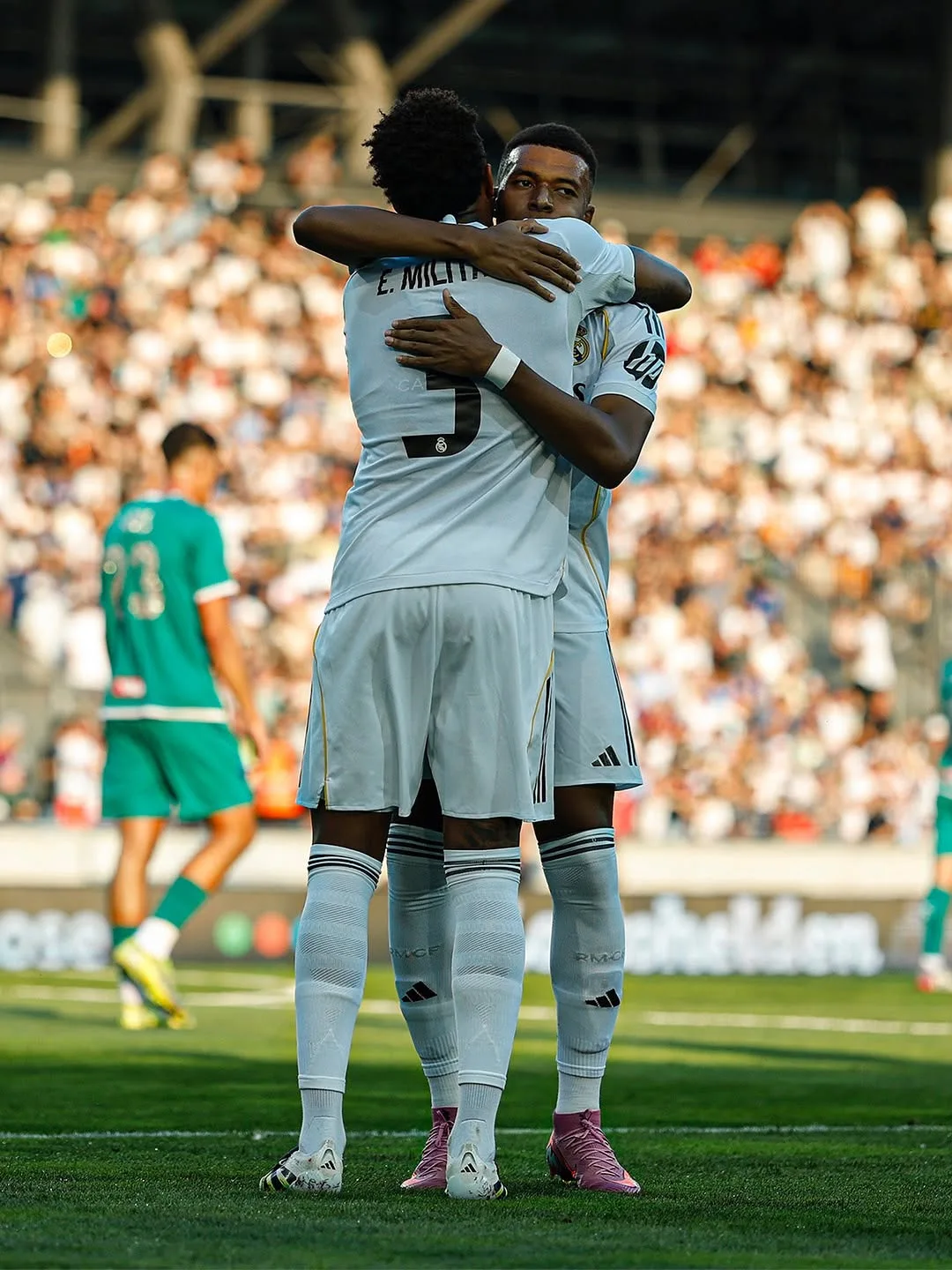 Com gols de Militão e Rodrygo e show de Mbappé, Real Madrid goleia WSG Tirol em amistoso