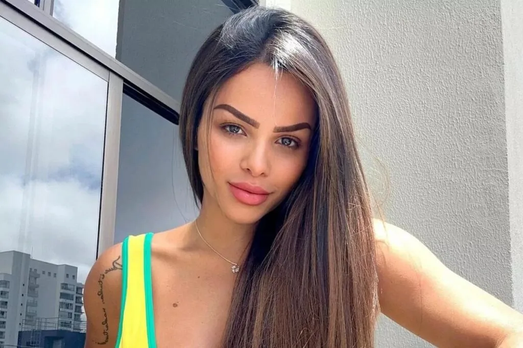 Saiba quem é Gabily, participante confirmada em A Fazenda 17