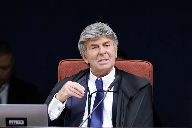 Se não for comprovado uso de armas, deve ser afastado aumento de pena, avalia Fux