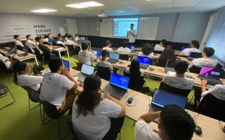 Geração Tech 3.0 abre 1.700 vagas gratuitas em cursos de tecnologia no Ceará
