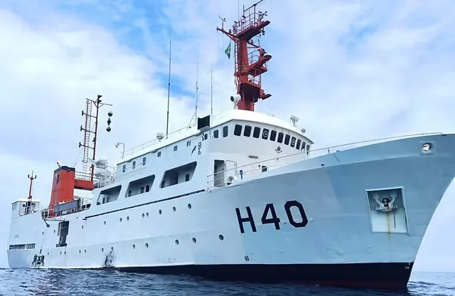Navios da Marinha estarão abertos para visitação gratuita no Porto de Fortaleza neste domingo (5)